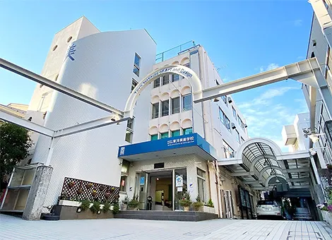 学校法人専門学校 東洋美術学校