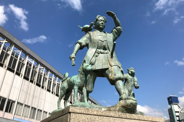 神話の時代から幕末、戦後へ、脈々と続く歴史の痕跡をとどめる伝統の風土